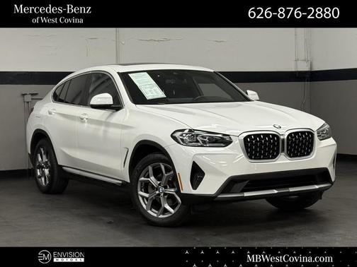 2023 BMW X4 xDrive30i