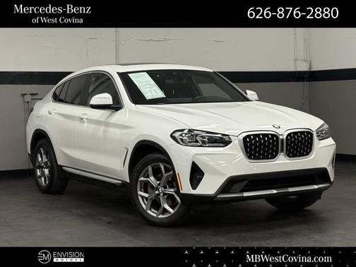 2023 BMW X4 xDrive30i