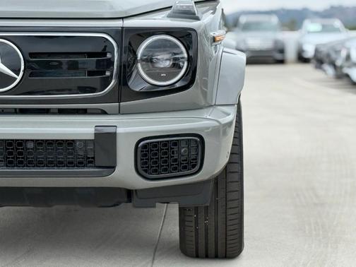 2025 Mercedes-Benz G-Class Base