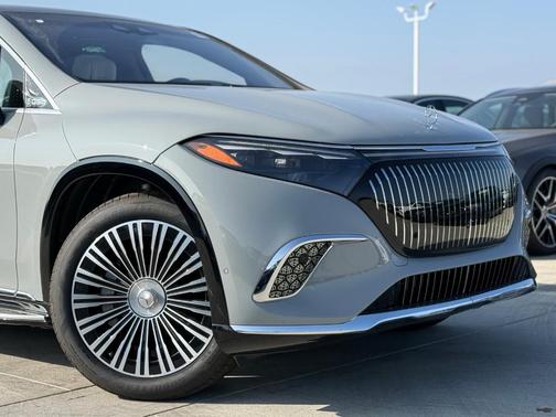 2025 Mercedes-Benz Maybach EQS 680 Base 4MATIC 4MATIC