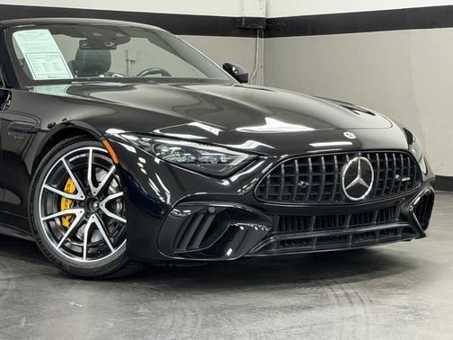 2022 Mercedes-Benz AMG SL 63 Base