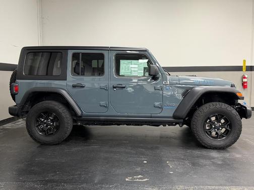 2024 Jeep Wrangler 4xe Sport