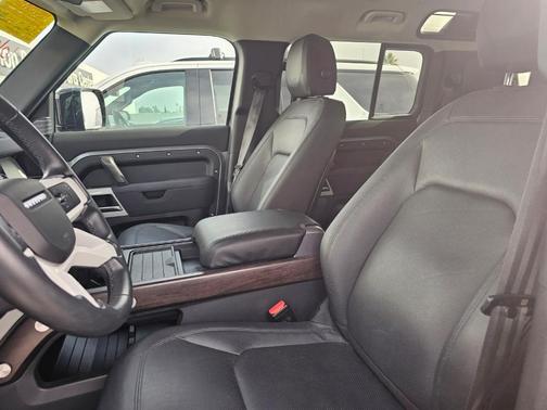 2023 Land Rover Defender 110 S