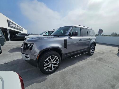 2023 Land Rover Defender 110 S