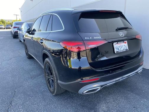 Black 2025 Mercedes-Benz GLC 300 Base