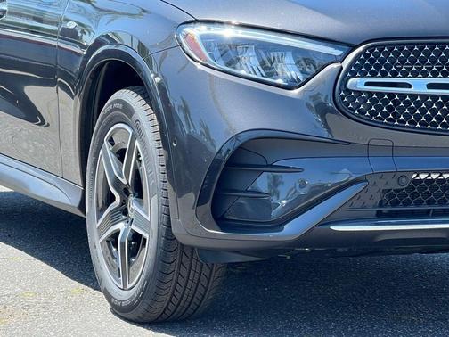 2025 Mercedes-Benz GLC 350e Base 4MATIC