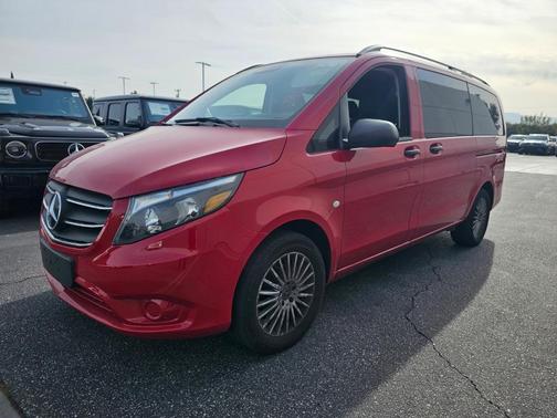 2023 Mercedes-Benz Metris Base