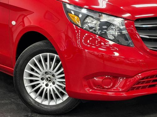 2023 Mercedes-Benz Metris Base