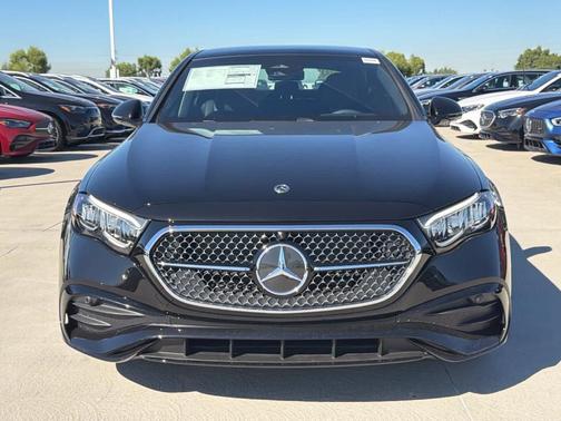 Obsidian Black 2027 Mercedes-Benz E-Class 350