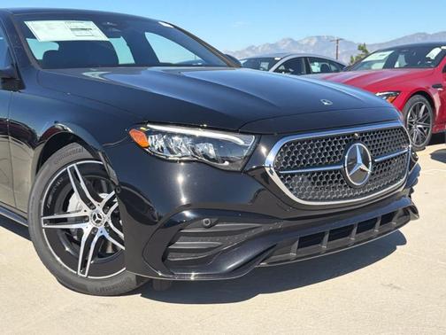 Obsidian Black 2027 Mercedes-Benz E-Class 350