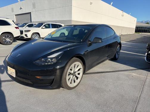 2023 Tesla Model 3 Base