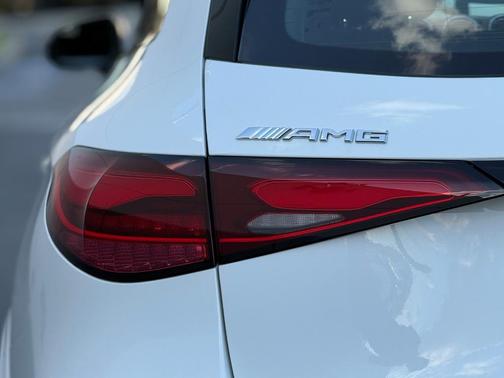 2026 Mercedes-Benz AMG GLC 43 Base