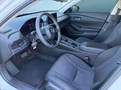 Platinum White Pearl 2023 Honda Accord EX