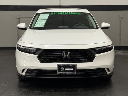 Platinum White Pearl 2023 Honda Accord EX