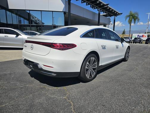 2022 Mercedes-Benz EQS 450+