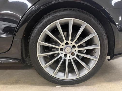 Black 2016 Mercedes-Benz CLS-Class 400