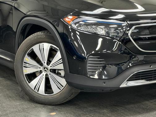2023 Mercedes-Benz EQB 300 Base 4MATIC