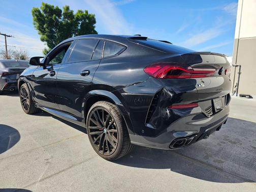 2026 BMW X6 M60i