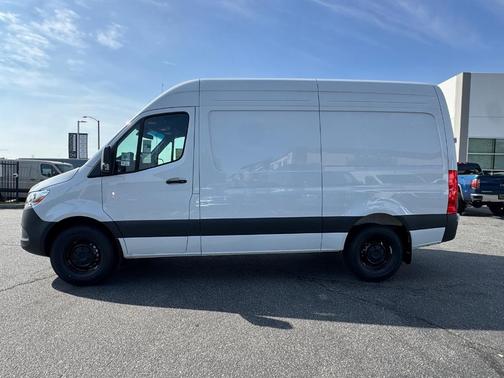 2026 Mercedes-Benz Sprinter 2500 Standard Roof