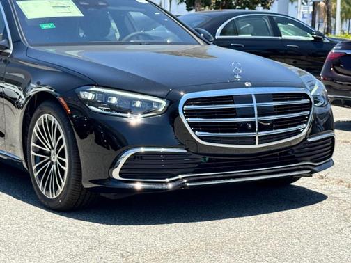 2025 Mercedes-Benz S-Class Base
