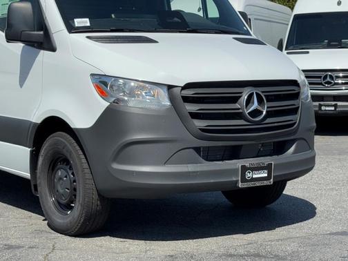 2025 Mercedes-Benz Sprinter 2500 Standard Roof