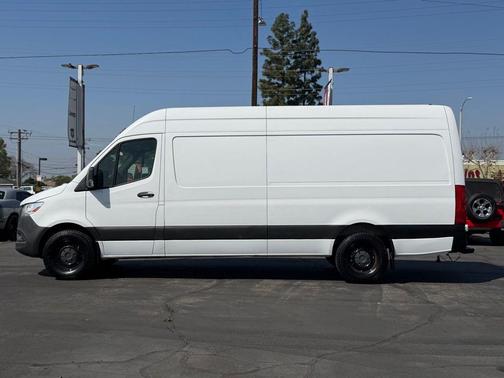 2023 Mercedes-Benz Sprinter 2500 High Roof