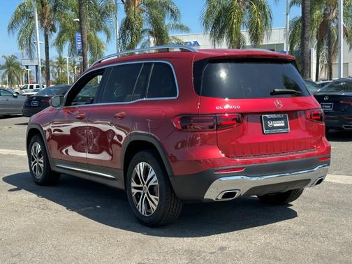 2026 Mercedes-Benz GLB 250 Base