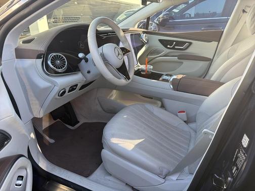 2023 Mercedes-Benz EQS 580 Base 4MATIC