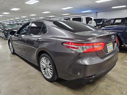 2020 Toyota Camry XLE V6