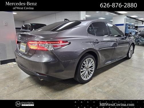 2020 Toyota Camry XLE V6