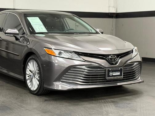 2020 Toyota Camry XLE V6