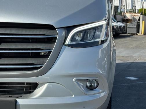 2023 Mercedes-Benz Sprinter 2500 High Roof
