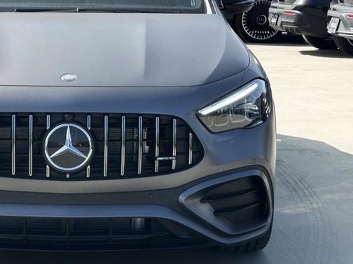 2025 Mercedes-Benz AMG GLA 35 Base