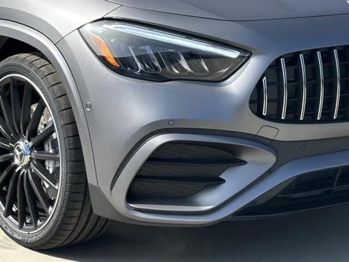 2025 Mercedes-Benz AMG GLA 35 Base