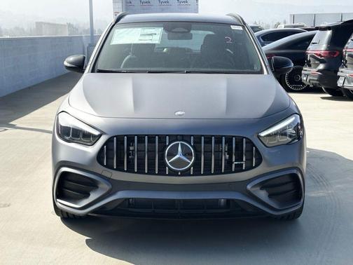 MANUFAKTUR MOUN 2025 Mercedes-Benz AMG GLA 35 Base