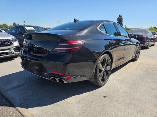 2023 Genesis G70 2.0T