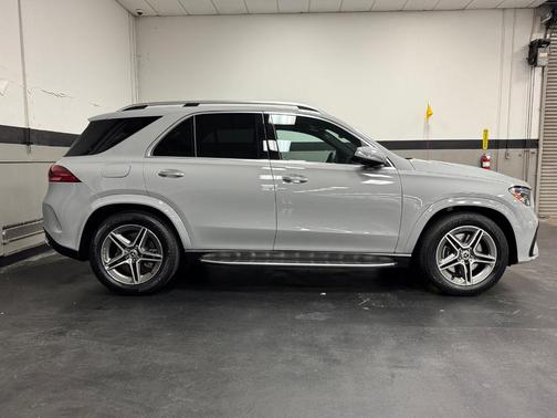 Selenite Gray Metallic 2024 Mercedes-Benz GLE 350 Base 4MATIC