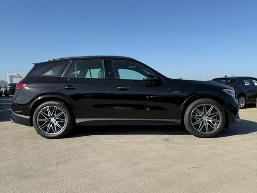 2025 Mercedes-Benz AMG GLC 63 S E Performance