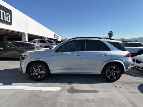 2025 Mercedes-Benz GLE 450e 4MATIC