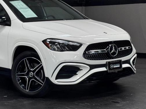 Polar White 2025 Mercedes-Benz GLA 250 Base