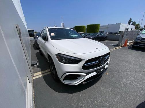 Polar White 2025 Mercedes-Benz GLA 250 Base