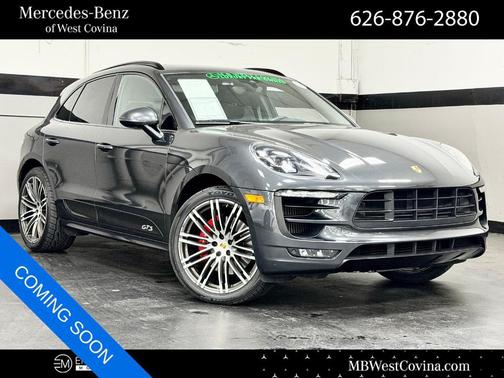 Volcano Grey Metallic 2018 Porsche Macan GTS