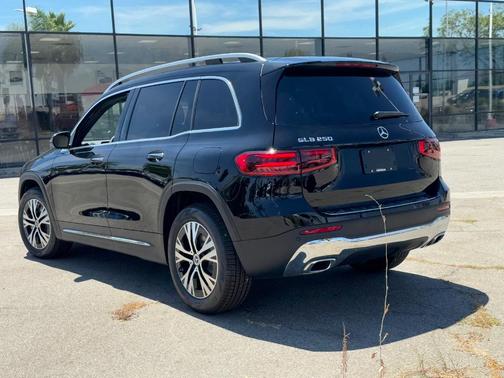 2026 Mercedes-Benz GLB 250 Base