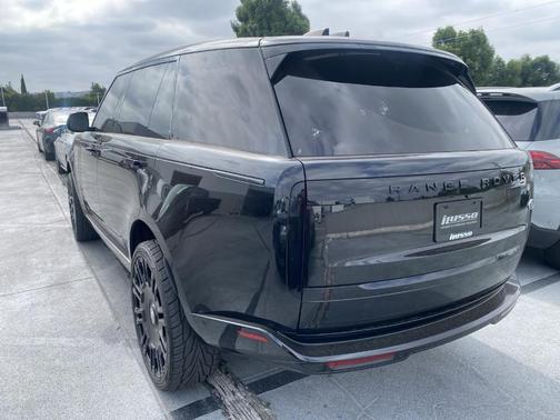 Santorini Black 2023 Land Rover Range Rover Autobiography