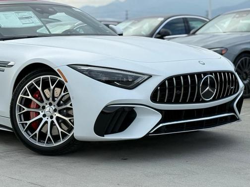 2026 Mercedes-Benz AMG SL 55 Base