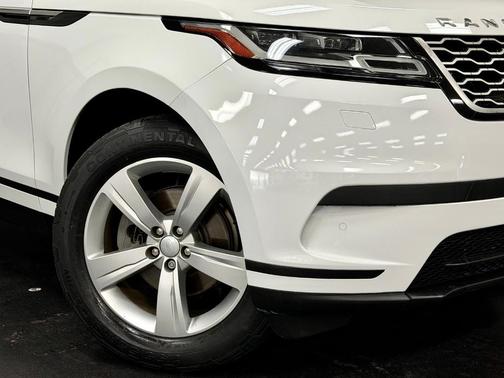 Fuji White 2019 Land Rover Range Rover Velar P250 S