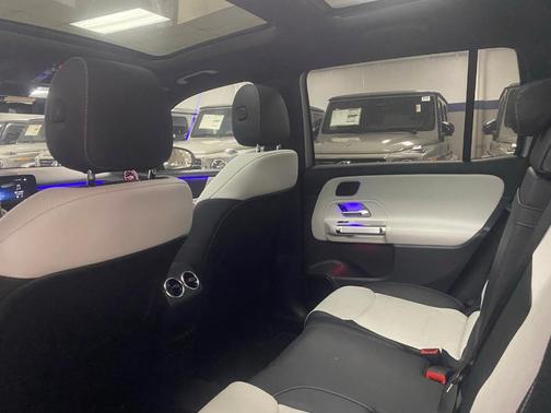 2022 Mercedes-Benz GLB 250 Base 4MATIC