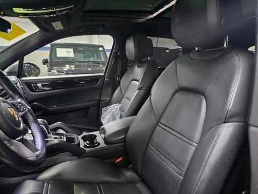 2019 Porsche Cayenne Base