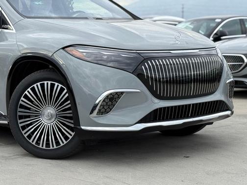 2025 Mercedes-Benz Maybach EQS 680 Base 4MATIC 4MATIC