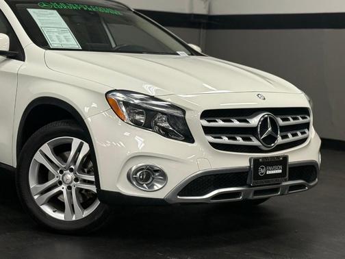 2018 Mercedes-Benz GLA 250 Base 4MATIC